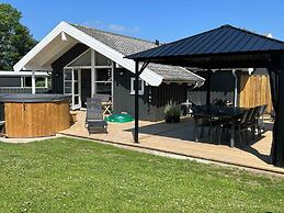 5 Star Holiday Home in Assens