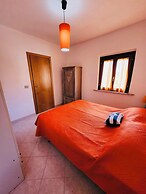 Casa Vacanza The Swing Lu Fraili