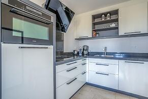 2 Person sea View Apartment With Sauna