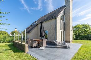 Charming Villa Near the sea and Forest