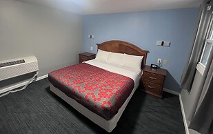 Chaplin Inn & Suites
