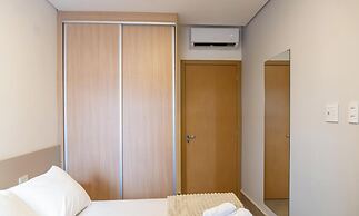 Apts in a Building With Pool and Gym - GRL