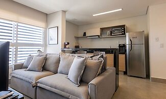 Apts in a Building With Pool and Gym - GRL