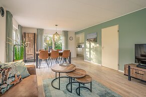 Charming Villa With Sauna and South-facing Garden