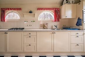 Original Sheepfold With Panoramic Views