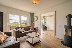 Tastefully Furnished Holiday Home