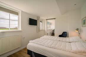 Tastefully Furnished Holiday Home