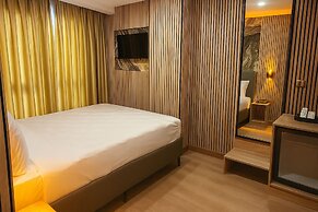 Positive Hotel