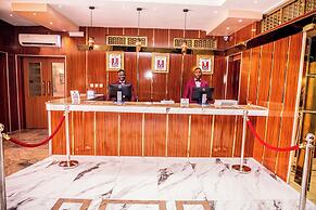 Villa Hilton Hotels & Apartments