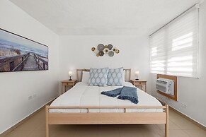 Luxurious Oceanfront Retreat Seaside Otium
