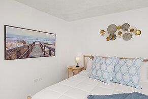 Luxurious Oceanfront Retreat Seaside Otium