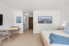Luxurious Oceanfront Retreat Seaside Otium