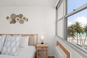 Luxurious Oceanfront Retreat Seaside Otium