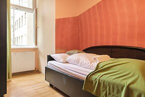 2BR Apartment Central Long Stay