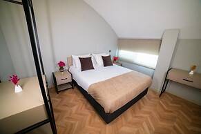 Moon Suites
