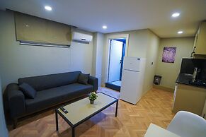 Moon Suites