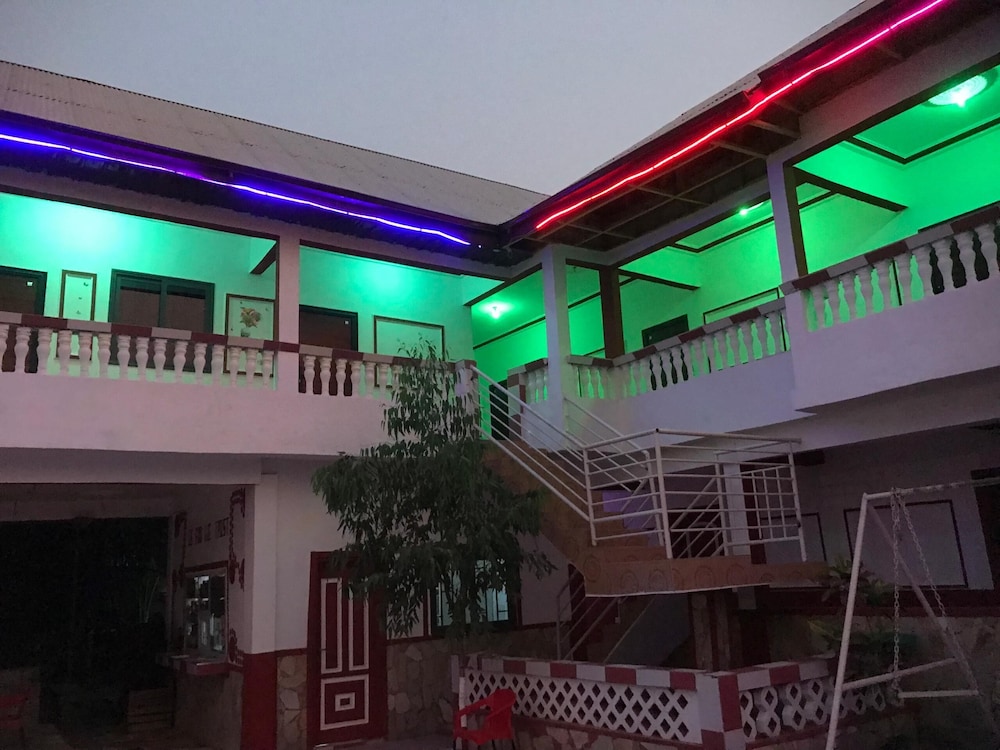 Alberjah Traincity Guesthouse