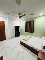 Hotel Shri Ji Nikunj Vrindavan