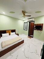 Hotel Shri Ji Nikunj Vrindavan