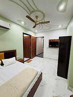 Hotel Shri Ji Nikunj Vrindavan