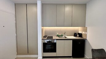 White Arches Studio Suite