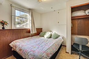 2 Mi to NYC Train: Wfh-friendly Greenwich Apt!