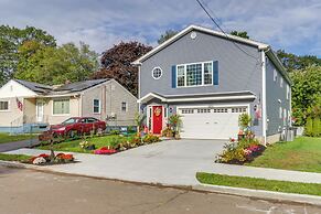 2 Mi to Beach, Shared Yard Space: West Haven Apt!