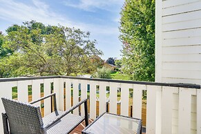 Cabin w/ Halstead Bay Access: Hot Tub, Sauna, Dock
