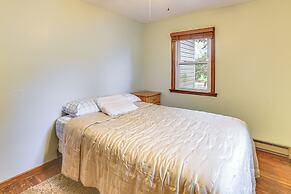 Walk to Restaurant & Bar: Home w/ Deck in Gary