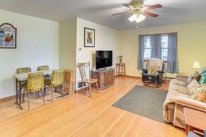 Walk to Restaurant & Bar: Home w/ Deck in Gary