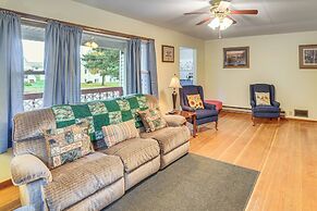 Walk to Restaurant & Bar: Home w/ Deck in Gary