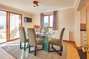 Host Stay Cherry Willows
