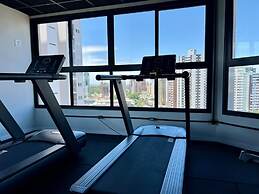 Aptos no Centro com Piscina e Academia