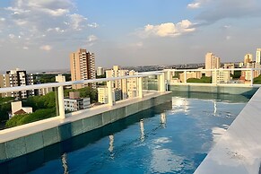 Aptos no Centro com Piscina e Academia