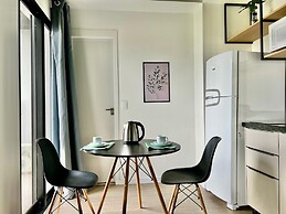 Aptos no Centro com Piscina e Academia