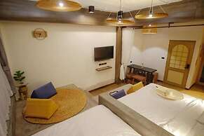 Krung Boutique Hotel