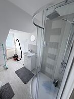 Apartment 6- 216 High Street