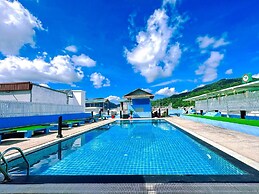 Rooftop Pool Patong Beach