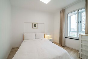 Tyms 4BR 2BA APT TianShan Changning