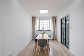 Tyms 4BR 2BA APT TianShan Changning