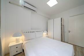 Tyms 4BR 2BA APT TianShan Changning