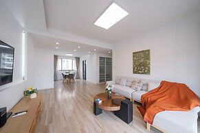 Tyms Tianshan 4BR 2BA APT Residence