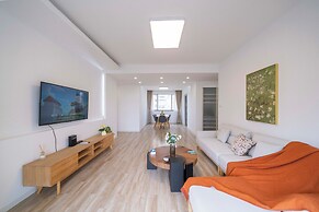 Tyms Tianshan 4BR 2BA APT Residence