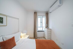 Tyms Tianshan 4BR 2BA APT Residence