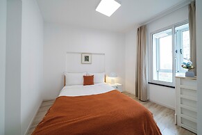 Tyms Tianshan 4BR 2BA APT Residence