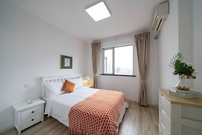 Tyms Tianshan 4BR 2BA APT Residence