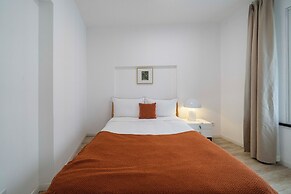 Tyms Tianshan 4BR 2BA APT Residence