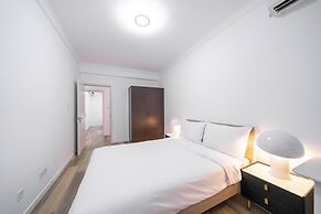 Tyms Elegant 4BR 2BA APT Changning