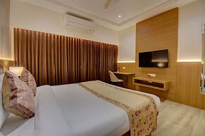 Hotel Warma Palace