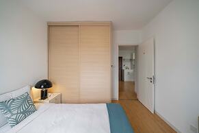 Tyms 2BR APT Riverside Garden